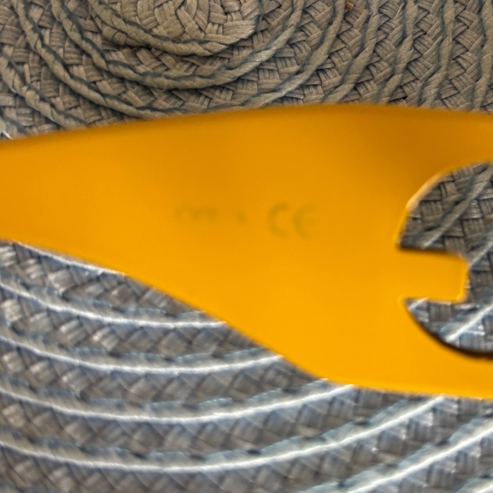 Yellow Oversized Sunglasses - Picture 13 of 15